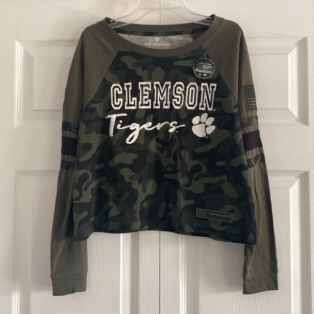NWT Colosseum Women’s Clemson Camo Raglan Sleeve Tee Shirt - Size Small